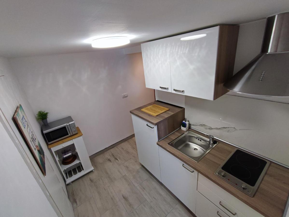 Apartments Tanja Živogošće Екстериор снимка