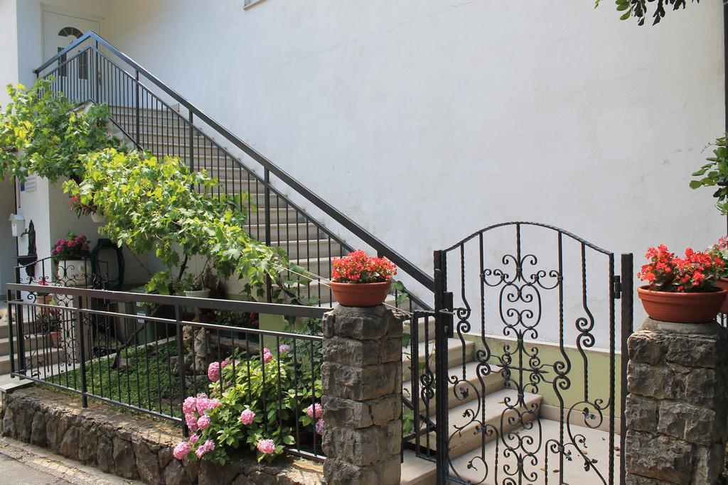 Apartments Tanja Živogošće Екстериор снимка
